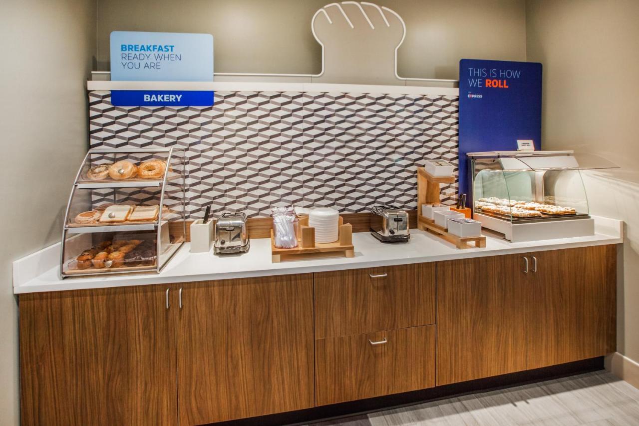 Holiday Inn Express & Suites - Miramar By Ihg Eksteriør billede