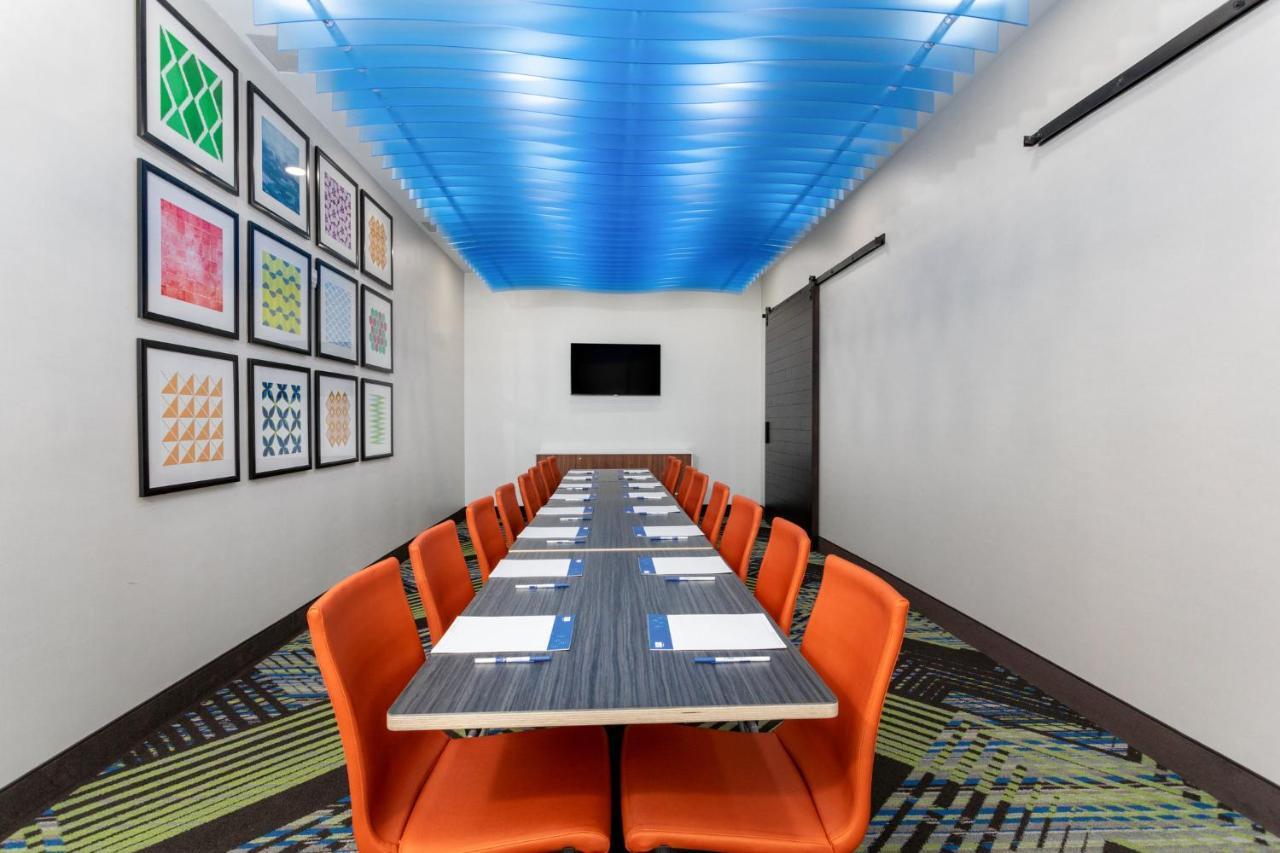 Holiday Inn Express & Suites - Miramar By Ihg Eksteriør billede