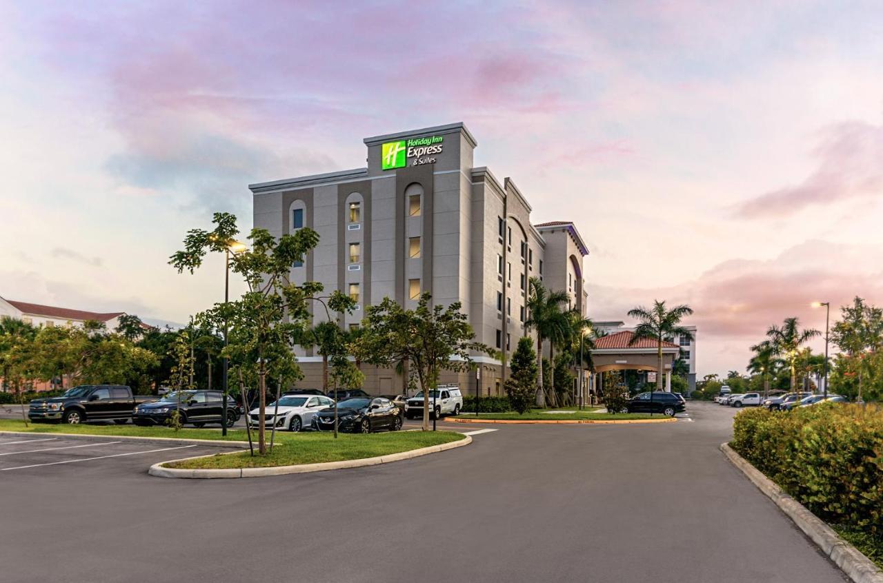 Holiday Inn Express & Suites - Miramar By Ihg Eksteriør billede