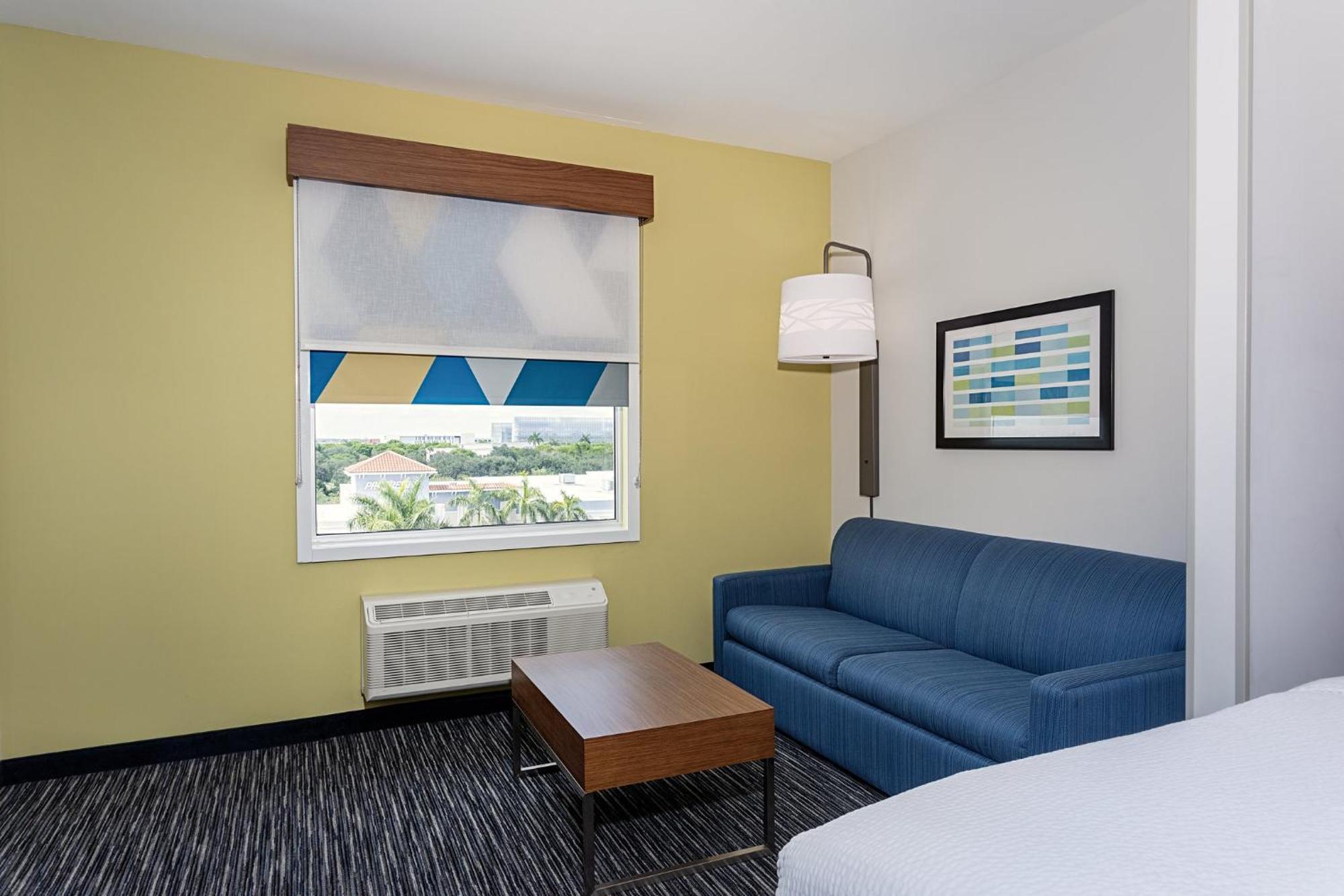 Holiday Inn Express & Suites - Miramar By Ihg Eksteriør billede