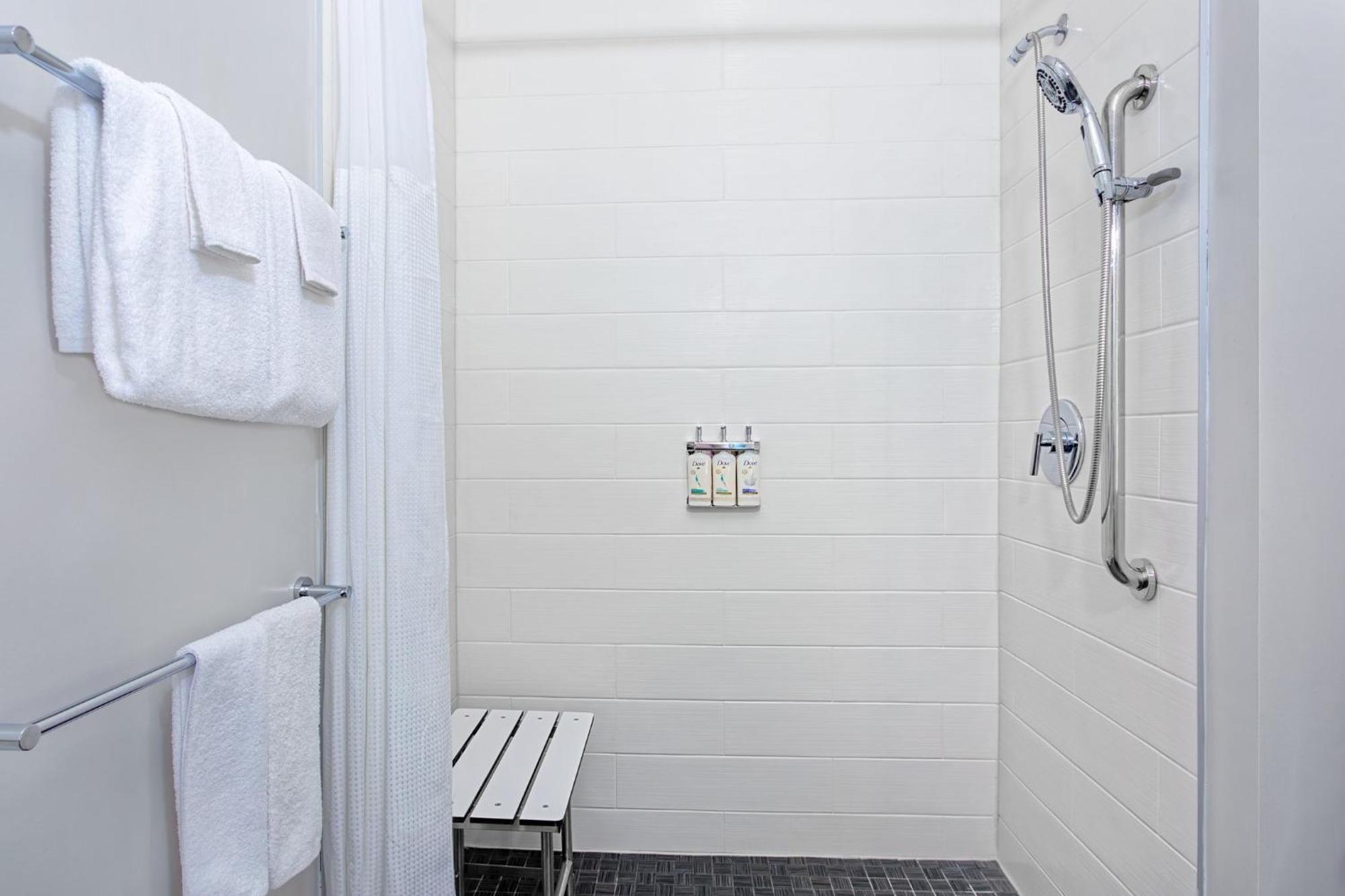 Holiday Inn Express & Suites - Miramar By Ihg Eksteriør billede