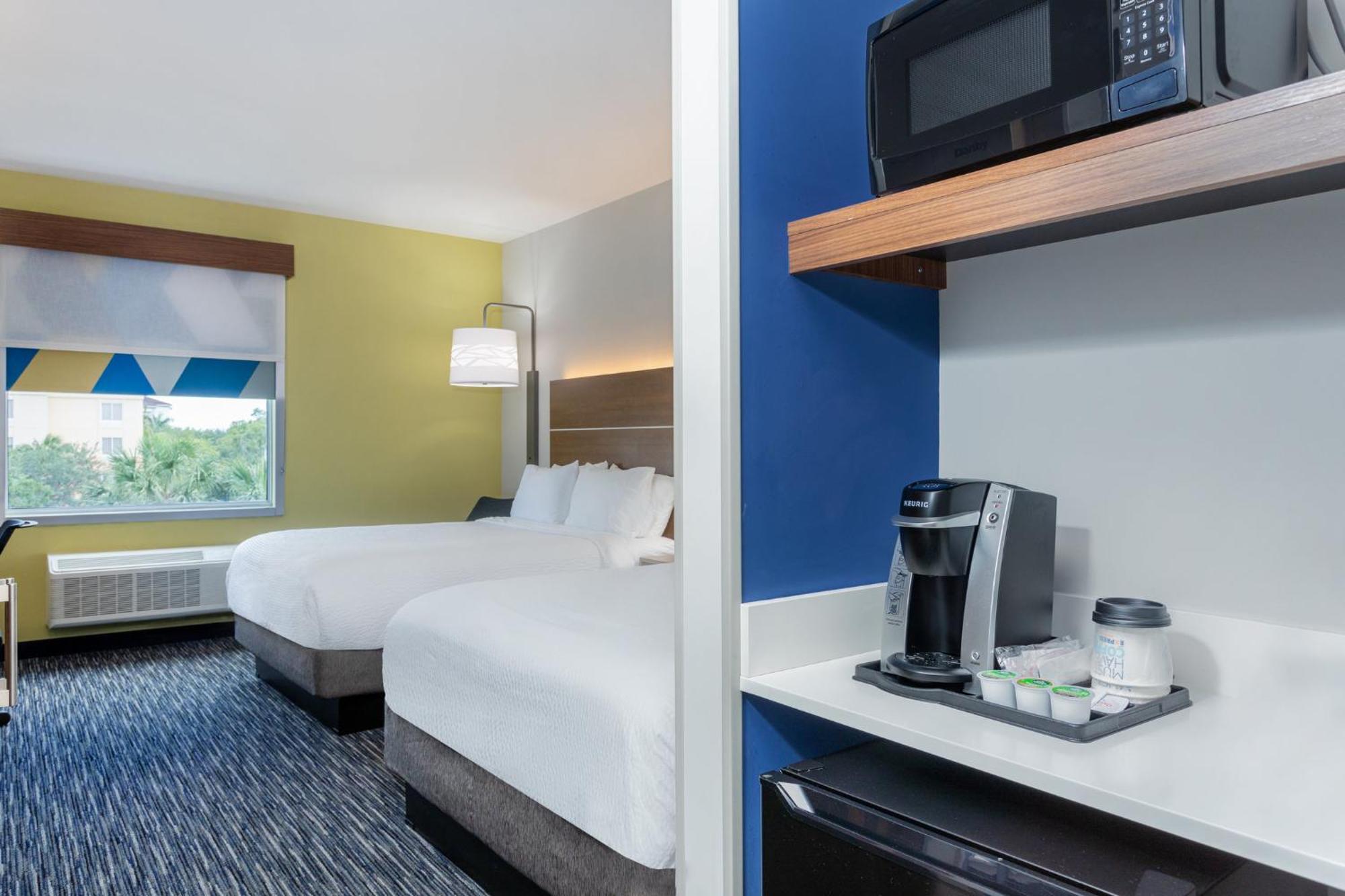 Holiday Inn Express & Suites - Miramar By Ihg Eksteriør billede