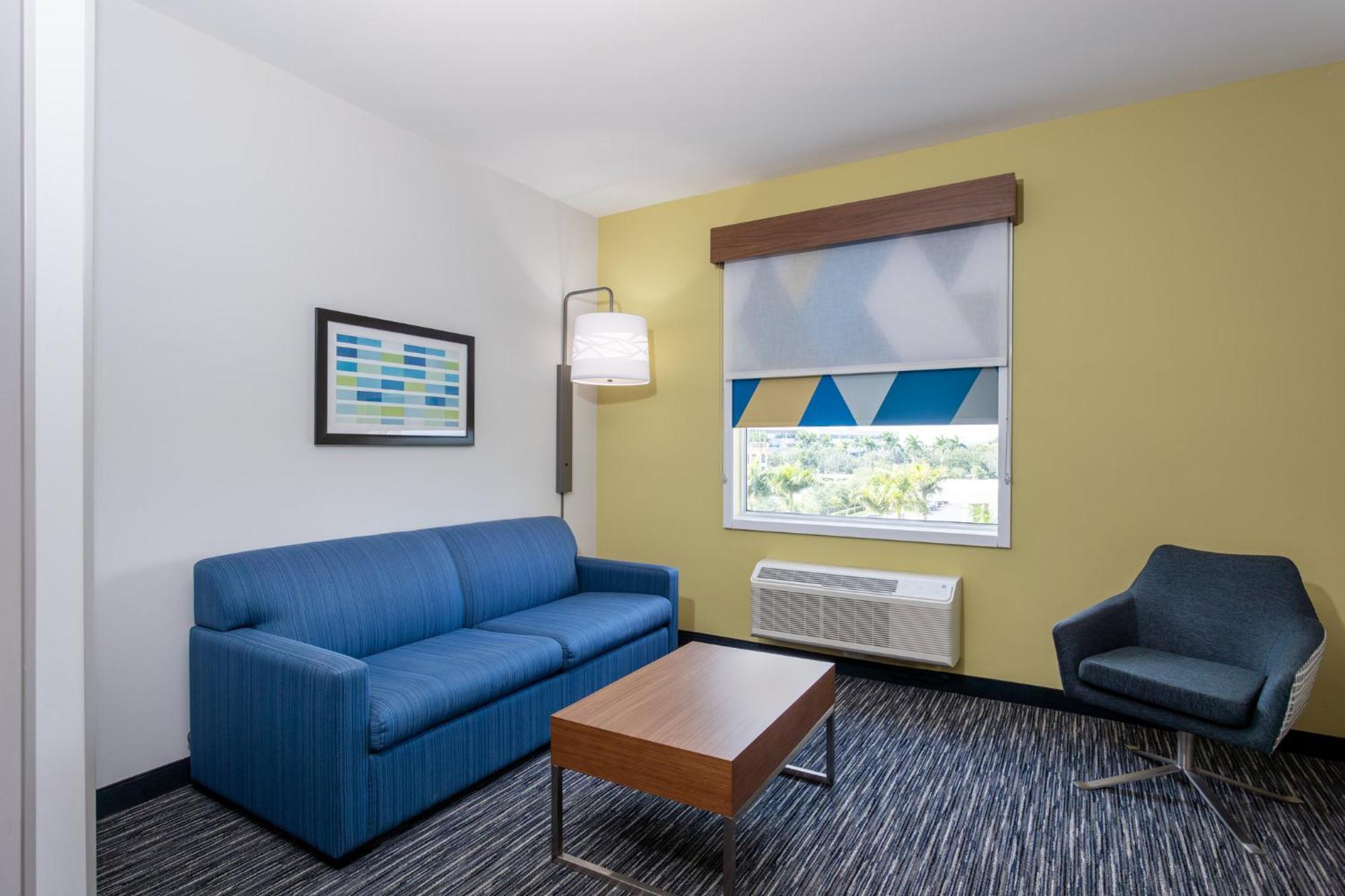 Holiday Inn Express & Suites - Miramar By Ihg Eksteriør billede